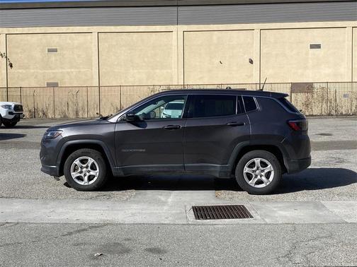2022 Jeep Compass Sport