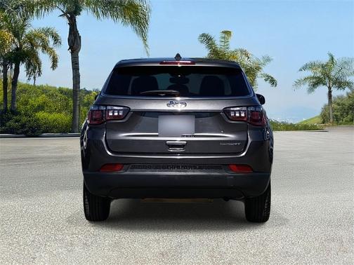 2022 Jeep Compass Sport