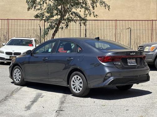 2024 Kia Forte LX