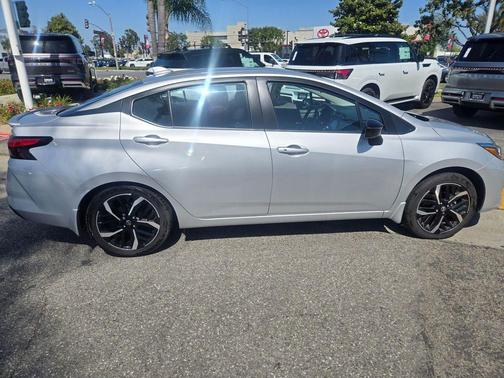 Brilliant Silver Metallic 2025 Nissan Versa 1.6 S