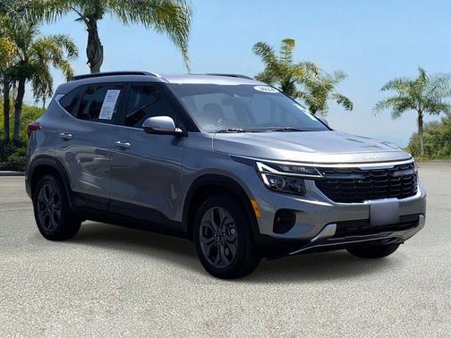 Steel Gray 2024 Kia Seltos S