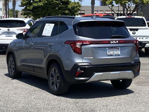 Steel Gray 2024 Kia Seltos S