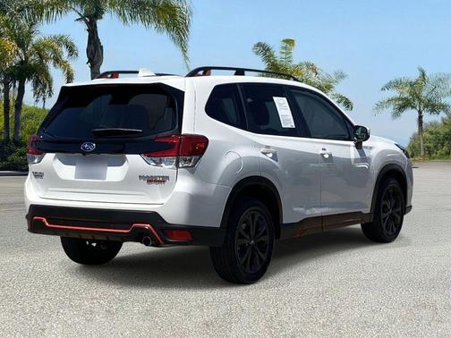 Crystal White Pearl 2023 Subaru Forester Sport