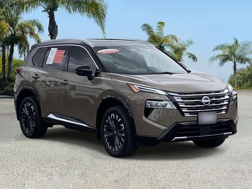 Baja Storm Metallic/Super Black 2024 Nissan Rogue Platinum