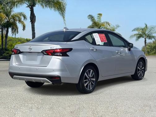 2023 Nissan Versa 1.6 SV