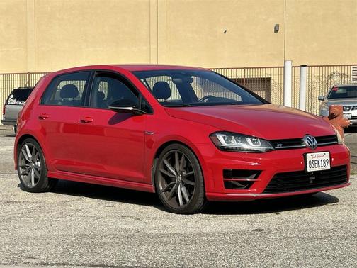 2017 Volkswagen Golf R 2.0T DSG