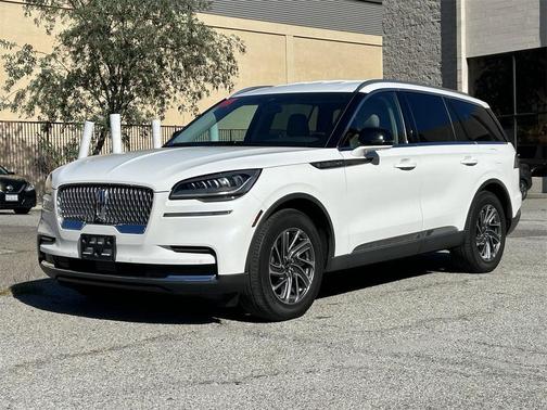 2023 Lincoln Aviator Standard