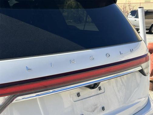 2023 Lincoln Aviator Standard