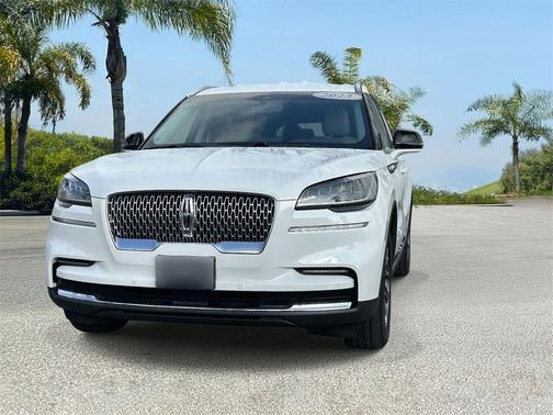2023 Lincoln Aviator Standard