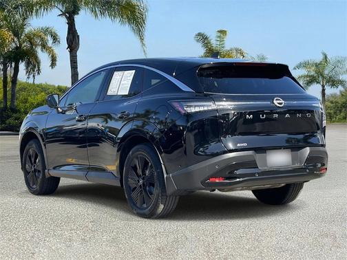 2025 Nissan Murano SV