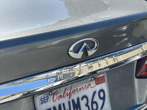 2015 INFINITI Q70L 3.7