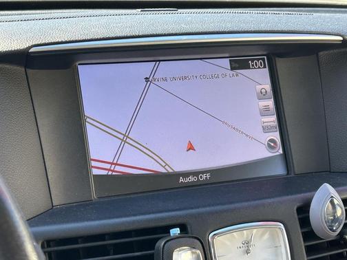 2018 INFINITI Q70 3.7X LUXE