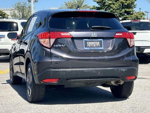 Crystal Black Pearl 2018 Honda HR-V EX
