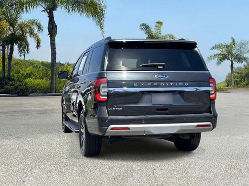 Dark Matter Metallic 2023 Ford Expedition Limited