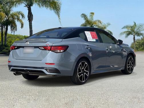 2025 Nissan Sentra SR