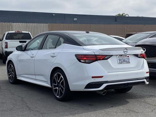 2025 Nissan Sentra SR