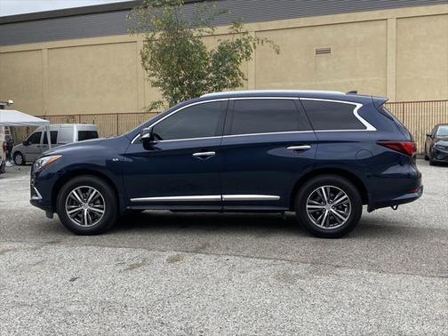2016 INFINITI QX60 Base