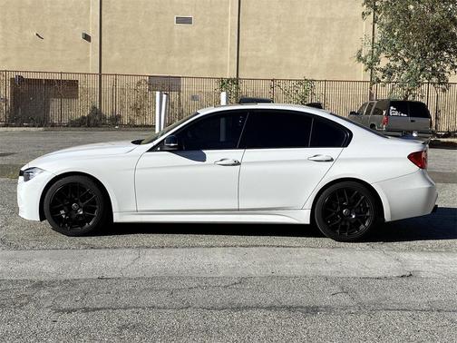 2015 BMW 328 328i