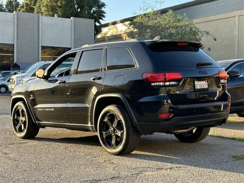 2019 Jeep Grand Cherokee Upland