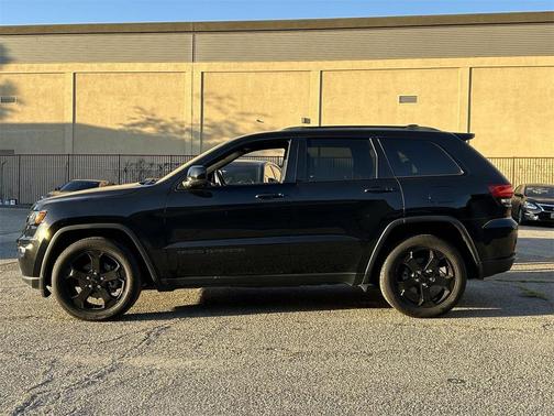 2019 Jeep Grand Cherokee Upland