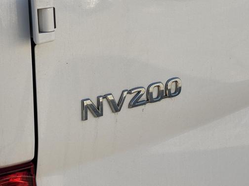 2021 Nissan NV200 S