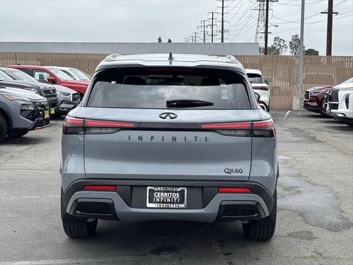 2025 INFINITI QX60 Luxe