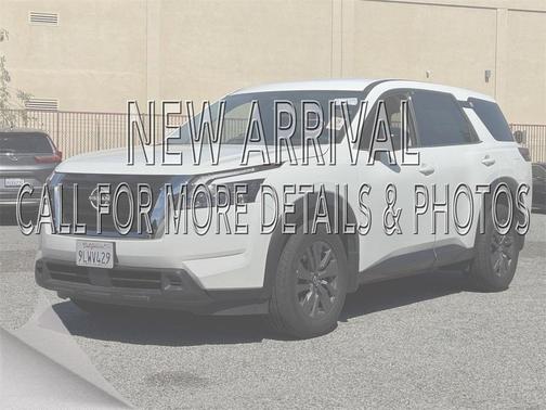 2024 Nissan Pathfinder S FWD