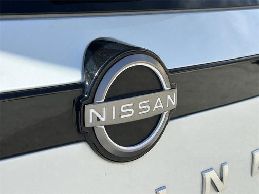 2024 Nissan Pathfinder S FWD