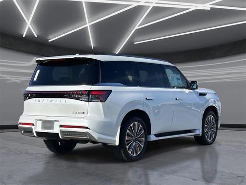 2026 INFINITI QX80 Luxe