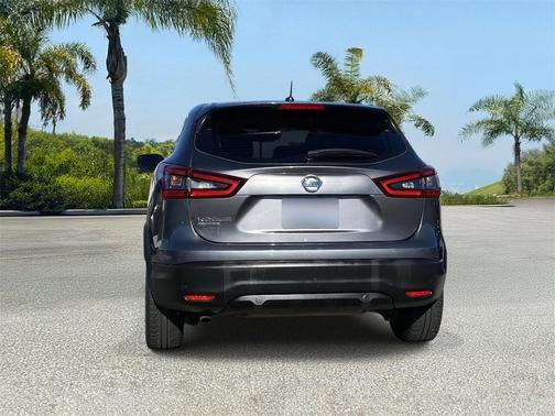2020 Nissan Rogue Sport S