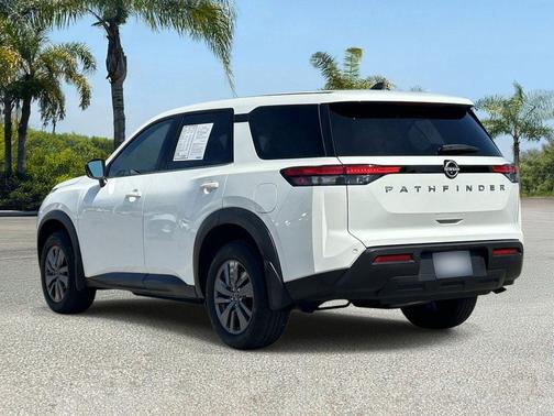 Glacier White 2024 Nissan Pathfinder S FWD