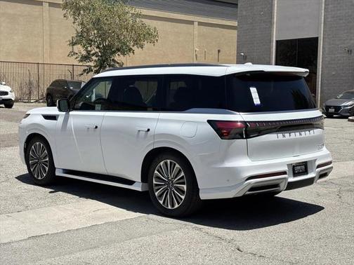 2025 INFINITI QX80 SENSORY AWD