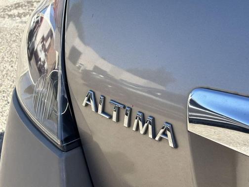 Saharan Stone Metallic 2011 Nissan Altima 2.5 SL