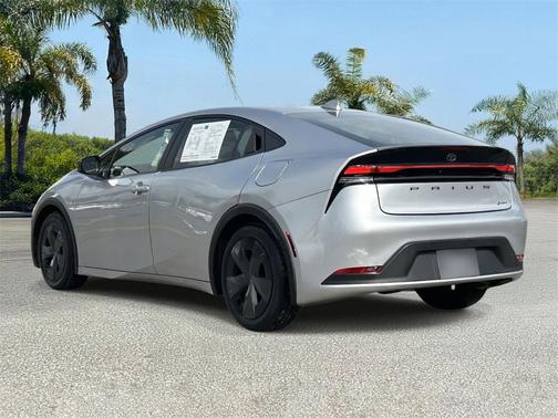 2024 Toyota Prius LE