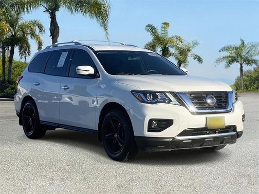 2020 Nissan Pathfinder S 2WD