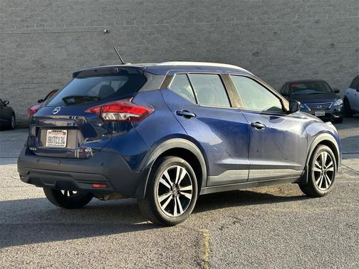 2020 Nissan Kicks SV