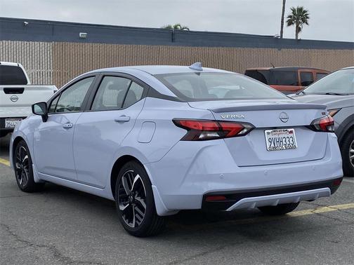 2025 Nissan Versa 1.6 S