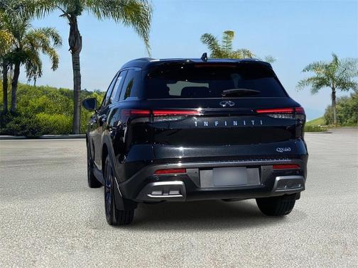 2022 INFINITI QX60 Luxe
