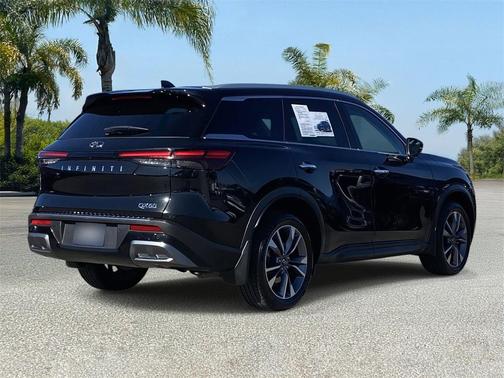 2022 INFINITI QX60 Luxe