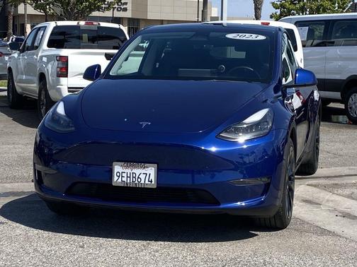 Deep Blue Metallic 2023 Tesla Model Y Long Range Dual Motor All-Wheel Drive