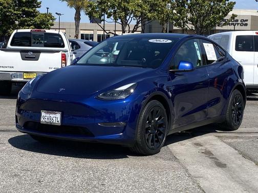Deep Blue Metallic 2023 Tesla Model Y Long Range Dual Motor All-Wheel Drive