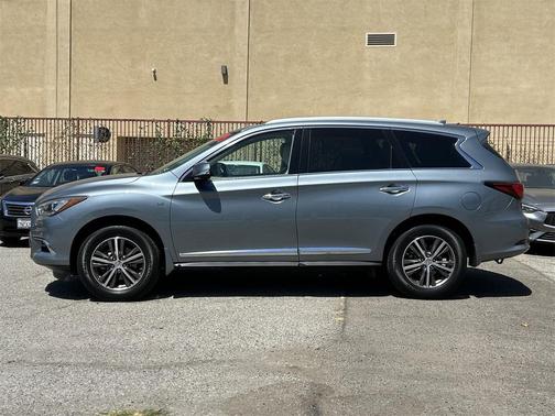 2018 INFINITI QX60 Base