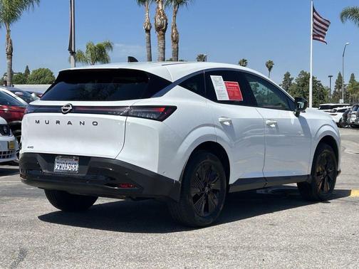 Everest White Pearl Tricoat 2025 Nissan Murano SV