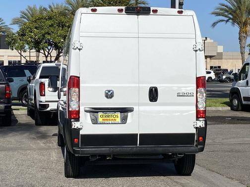 Bright White Clearcoat 2025 RAM ProMaster 2500 Tradesman