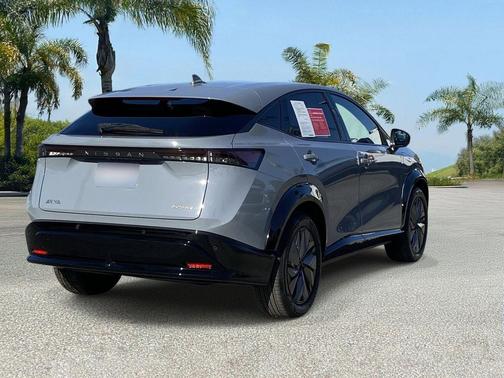 Boulder Gray Pearl 2025 Nissan ARIYA ENGAGE