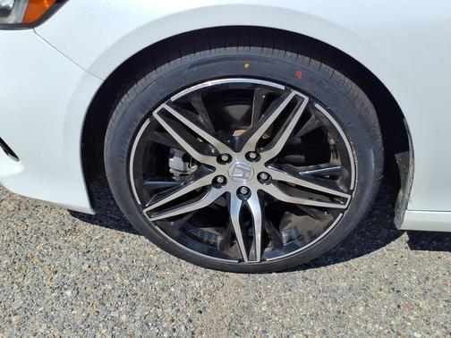 Platinum White Pearl 2021 Honda Accord Touring 2.0T