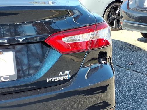 2020 Toyota Camry LE