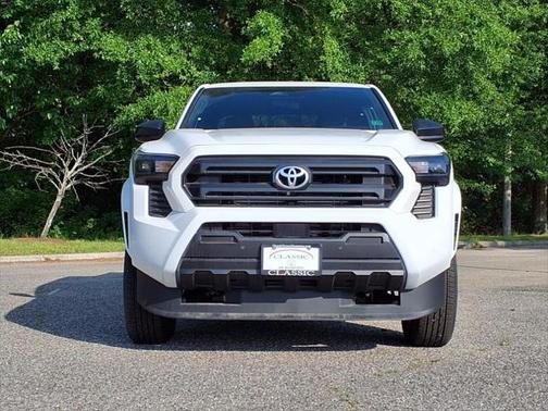 2025 Toyota Tacoma SR