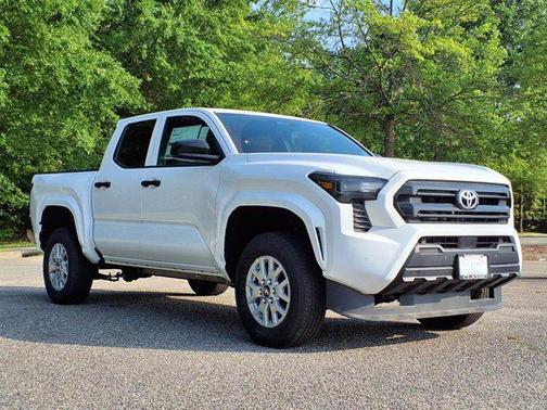 2025 Toyota Tacoma SR