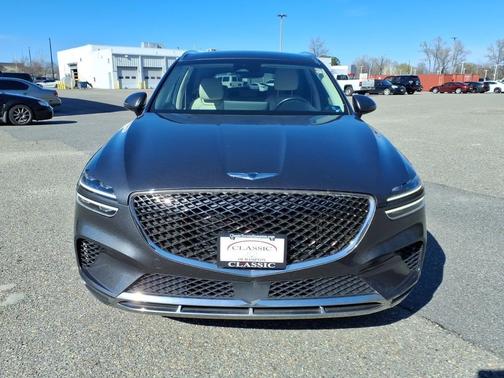 2023 Genesis GV70 2.5T AWD